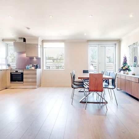 Stunning 3-Bedroom In The Heart Of London With Parking-Hosted By Sweetstay Extérieur photo