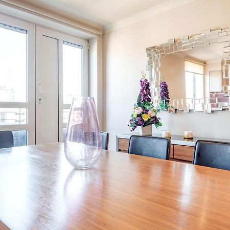 Stunning 3-Bedroom In The Heart Of London With Parking-Hosted By Sweetstay Extérieur photo