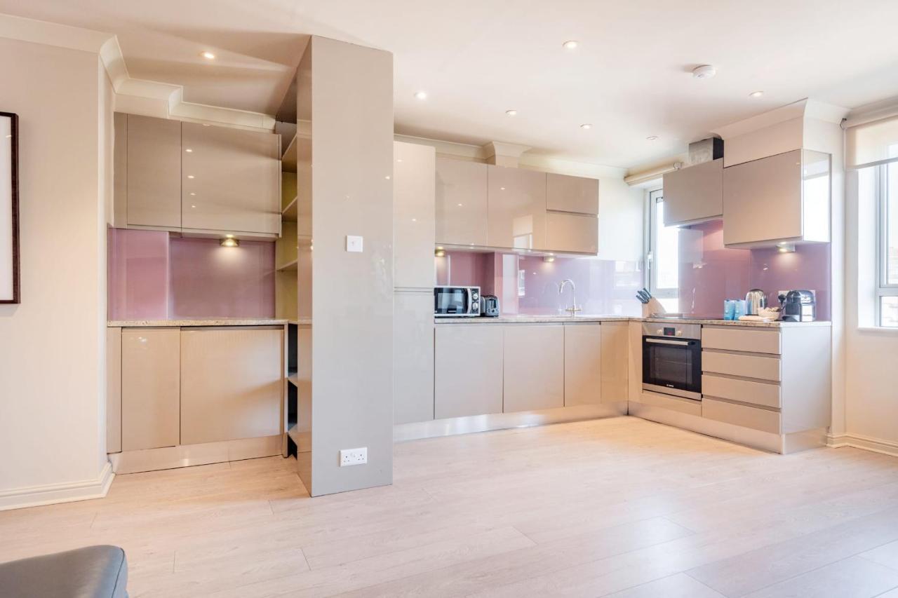 Stunning 3-Bedroom In The Heart Of London With Parking-Hosted By Sweetstay Extérieur photo