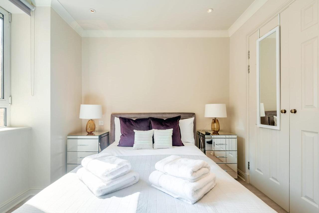 Stunning 3-Bedroom In The Heart Of London With Parking-Hosted By Sweetstay Extérieur photo