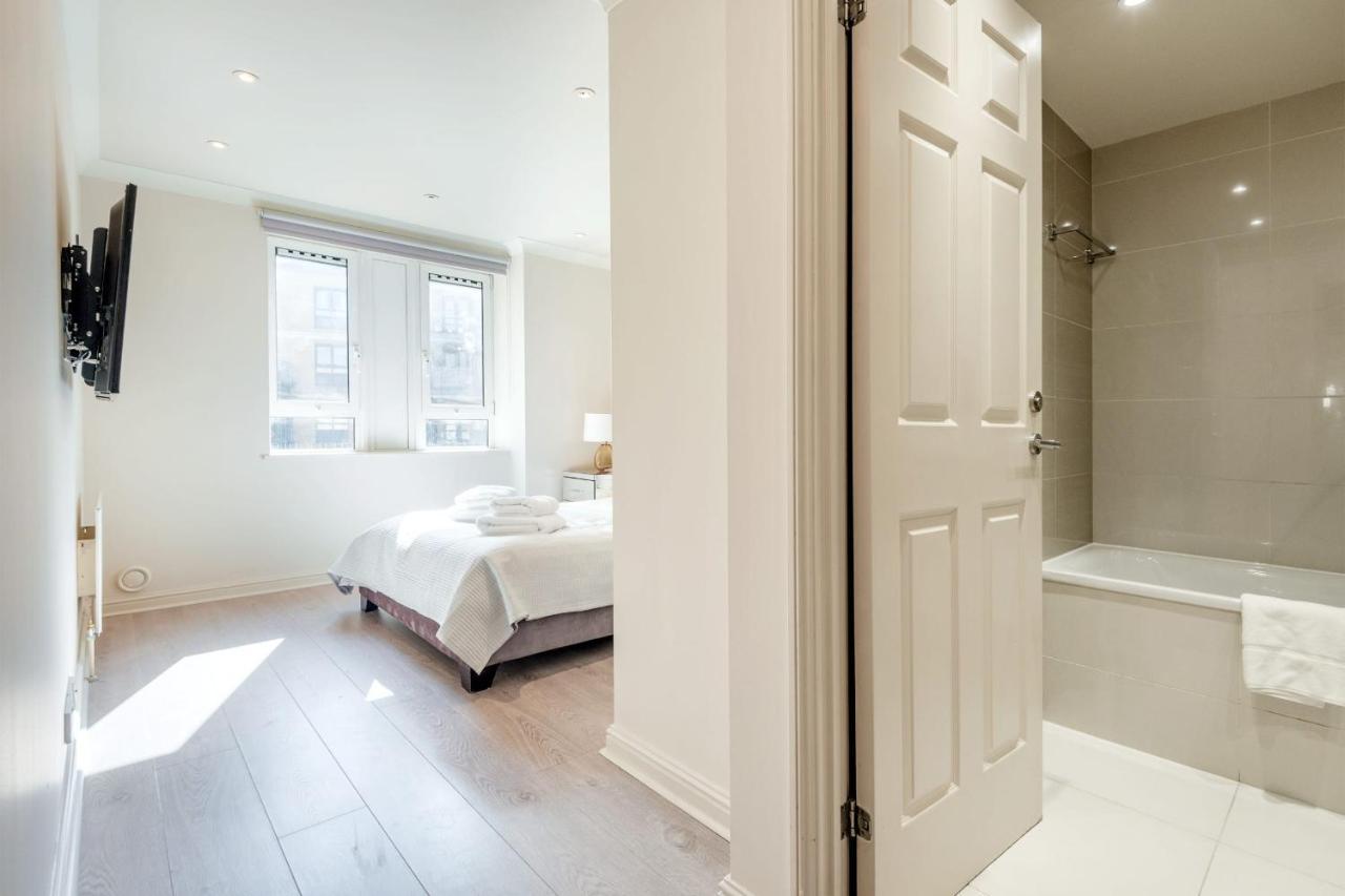 Stunning 3-Bedroom In The Heart Of London With Parking-Hosted By Sweetstay Extérieur photo