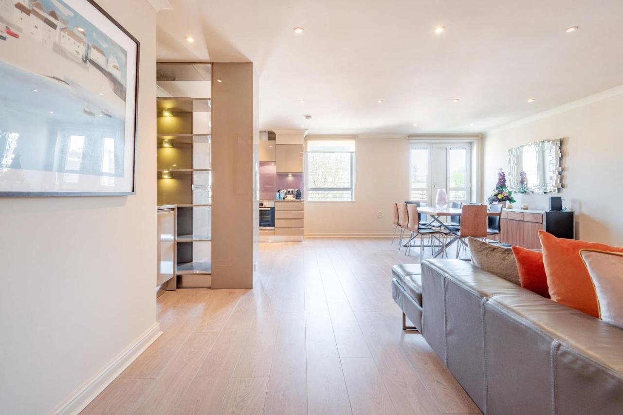 Stunning 3-Bedroom In The Heart Of London With Parking-Hosted By Sweetstay Extérieur photo