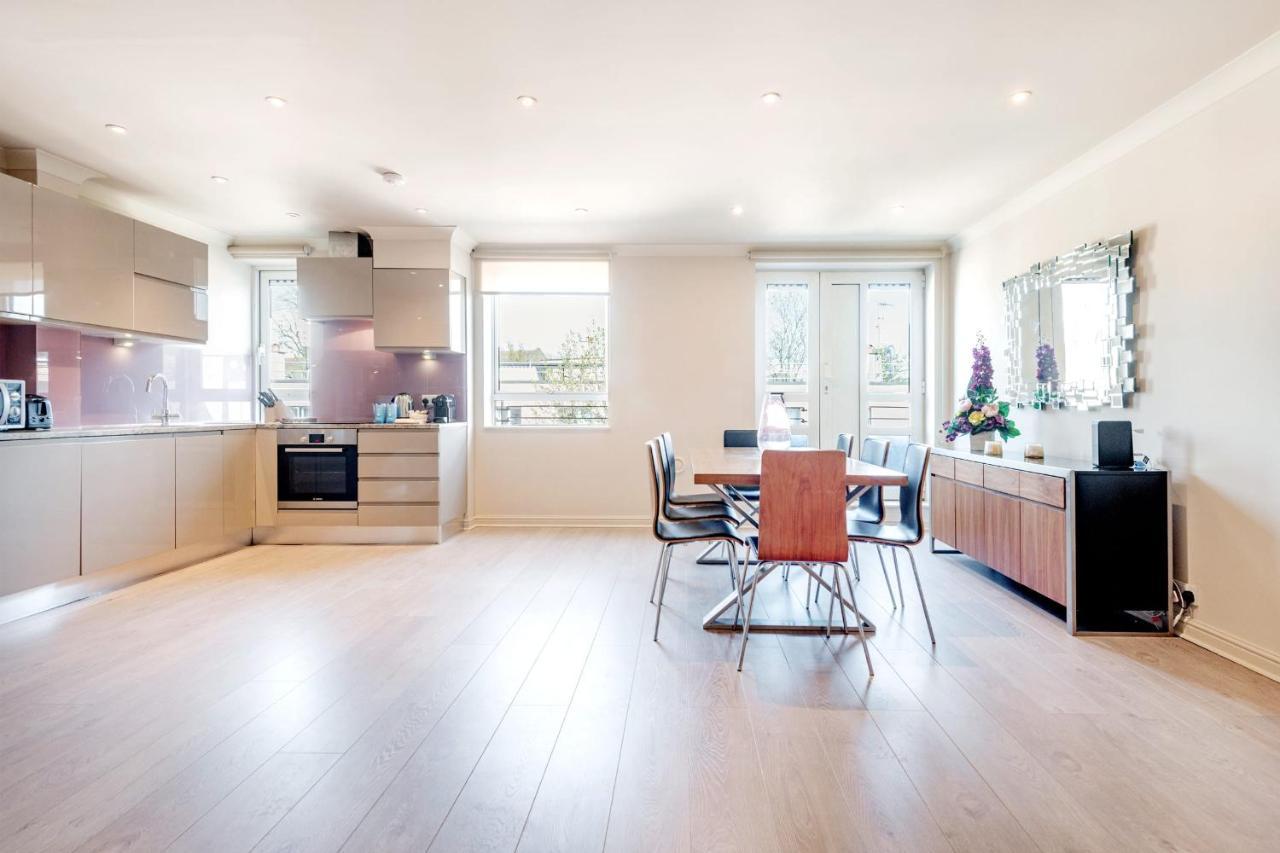 Stunning 3-Bedroom In The Heart Of London With Parking-Hosted By Sweetstay Extérieur photo